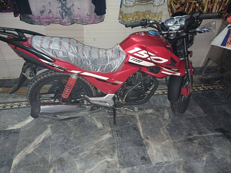 my new bicke honda 150F urgent sale open later hi number nae laga 2