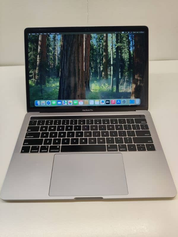 macbook pro 2019 i7 0