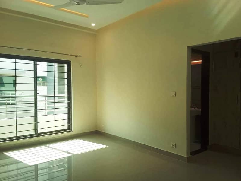 Brand New 10 Marla 3 Bedrooms Apartment Available For Rent In Sector S Askari 10 Lahore Cantt 8