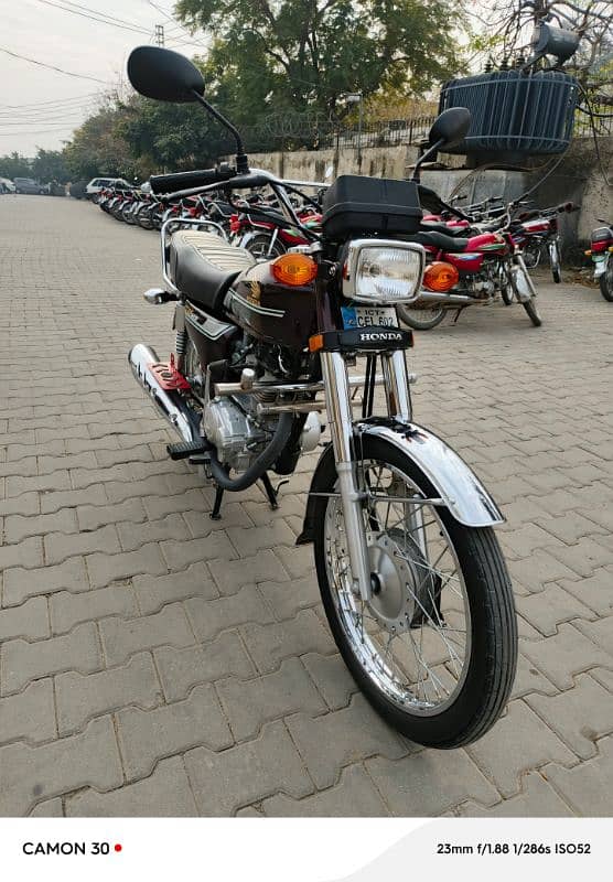 Honda CG-125 2022 Model 6