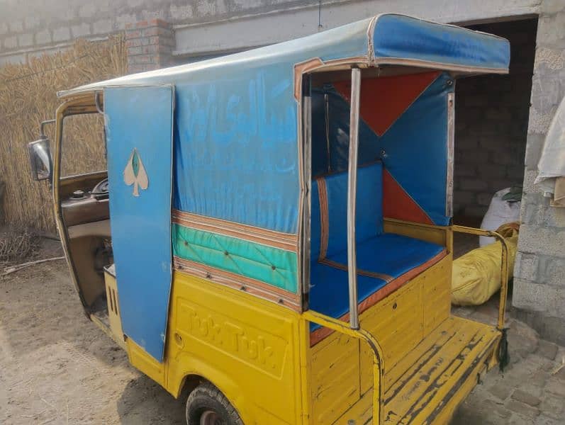 CNG Rickshaw 3