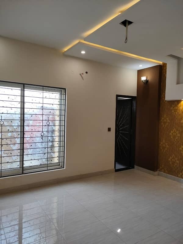 5 Marla Brand New Luxury House Lower Portion Available For Rent in Park View City Lahore Near Thokar 9