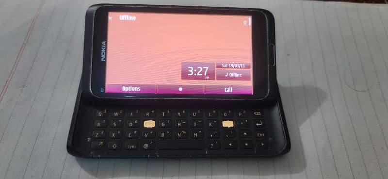 NOKIA E7 3