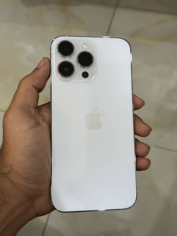 iPhone 14 pro 256gb 99% health pta approved 0