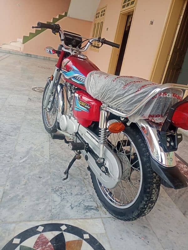 Honda 125 2024 5