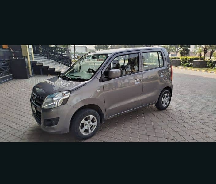 Suzuki Wagon R 2015 3