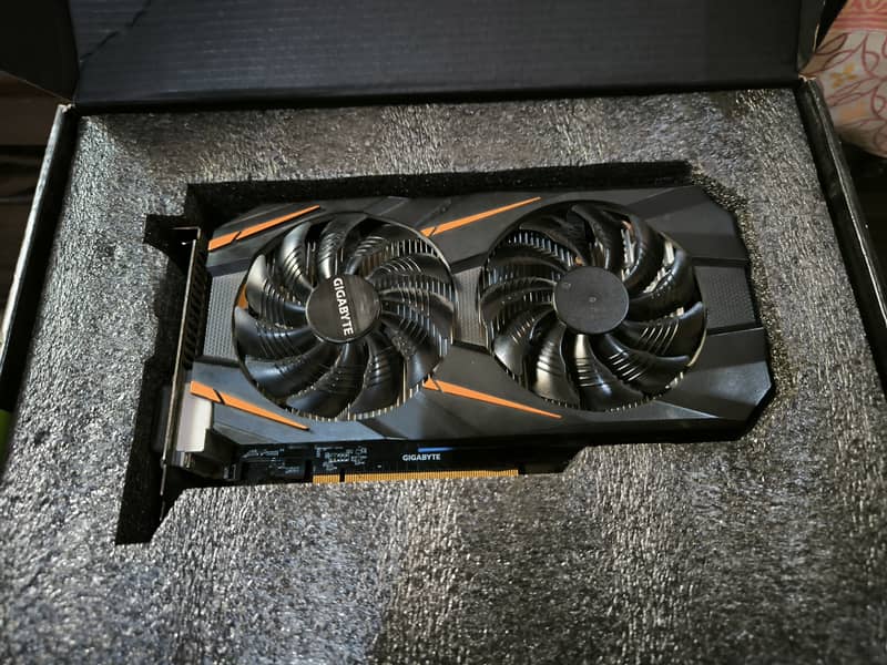 Gigabyte GeForce GTX 1060 WINDFORCE OC 6GB with box 1