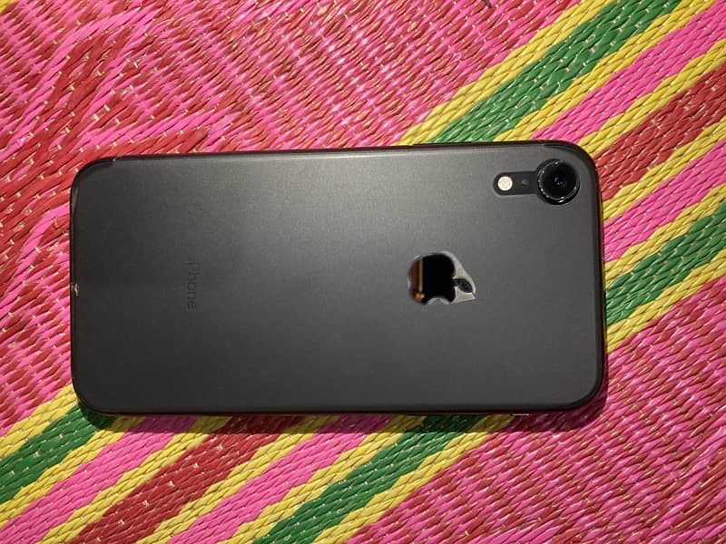 iPhone XR non pta 64 gb orgnial sett urgent sale 4