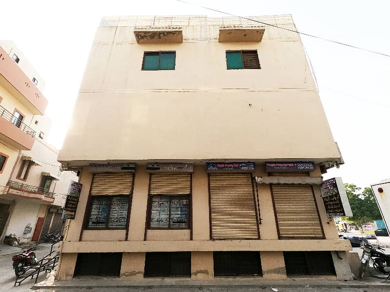 Stunning Corner 600 Square Feet Building In PCSIR Staff Colony Available 6