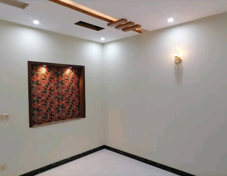 4 Marla House In PCSIR Staff Colony For sale At Good Location 0