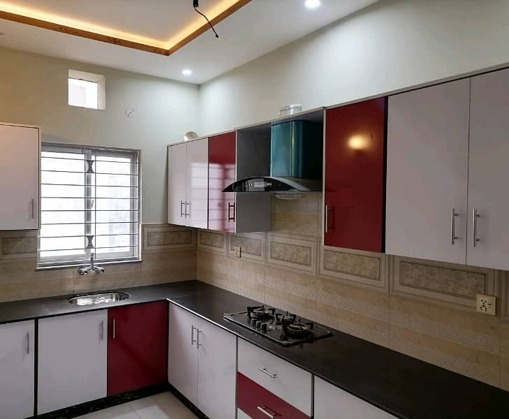 4 Marla House In PCSIR Staff Colony For sale At Good Location 1