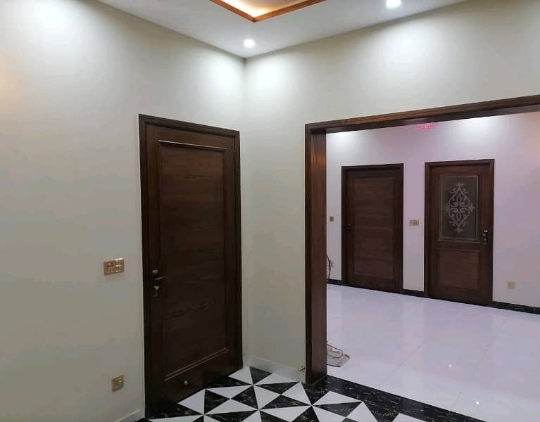 4 Marla House In PCSIR Staff Colony For sale At Good Location 4