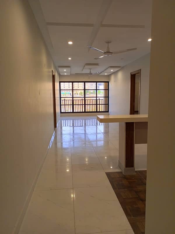 The Galleria Three Bedroom Diamond Category Apartment Available For Sale At Reasonable Price On 4th Floor 7