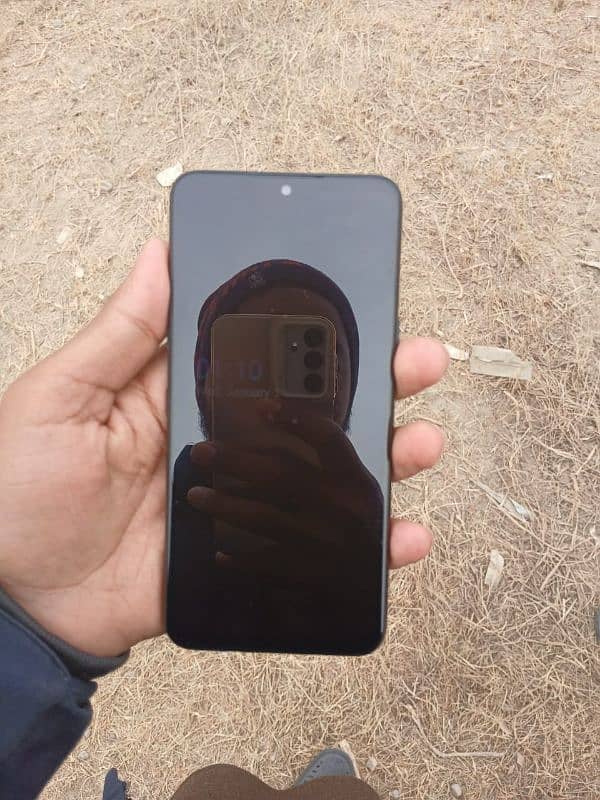 LG G8x ThinQ 6GB Ram+ 64GB Storage 2