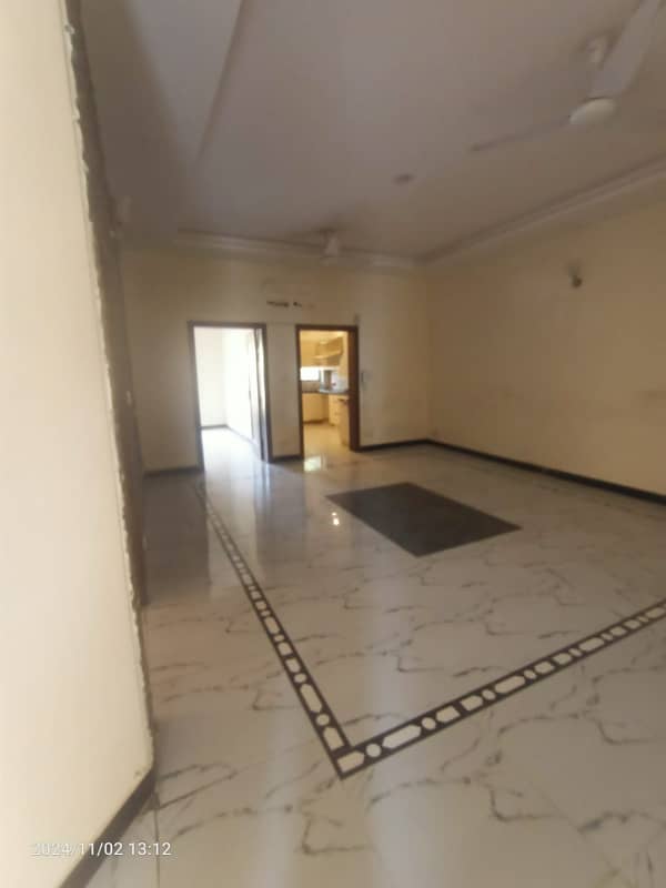 Brand New Condition 12 Marla Double Unit House With Gas Available For Rent 1