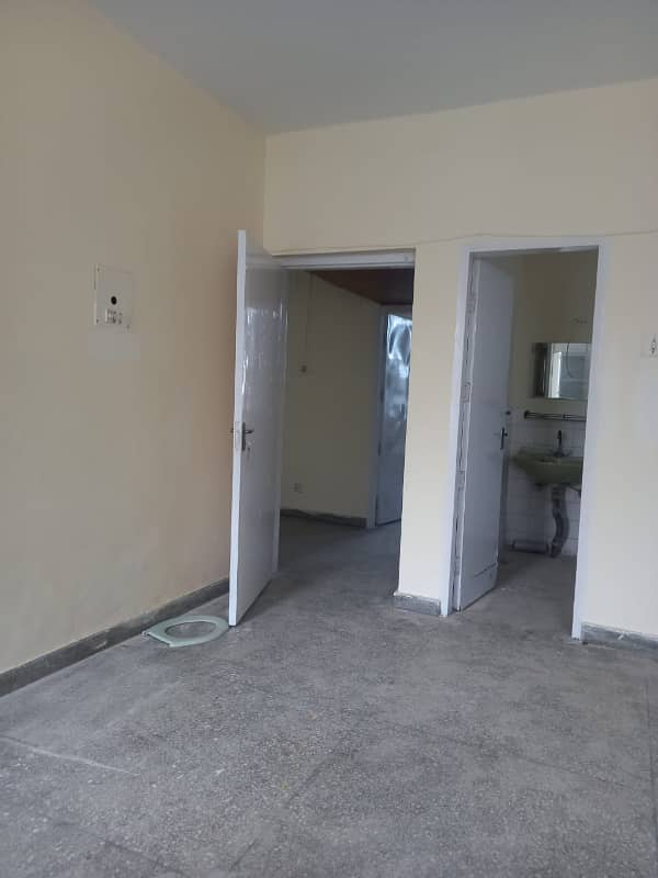 10 Marla 3 Bedrooms Apartment Available For Sale In Askari 2 Lahore Cantt 4