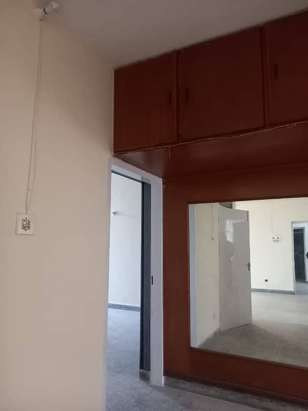 10 Marla 3 Bedrooms Apartment Available For Sale In Askari 2 Lahore Cantt 16