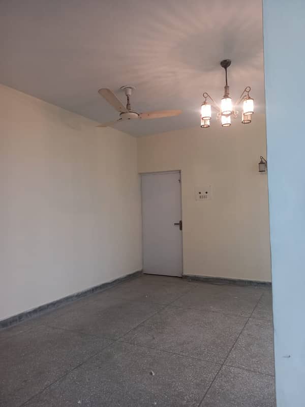 10 Marla 3 Bedrooms Apartment Available For Sale In Askari 2 Lahore Cantt 24