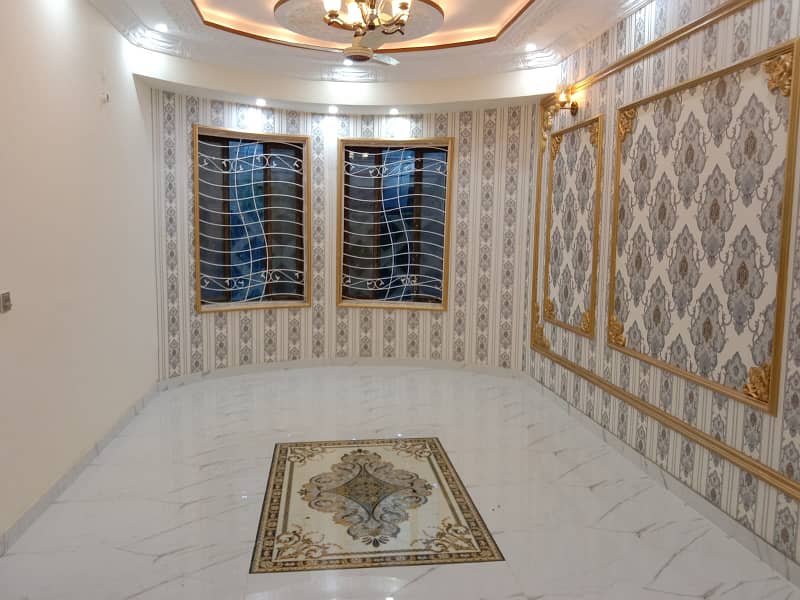 5 Marla 2 Bed Upper And 2 Bed Lower Portion Available In J2 Johar Town. 0