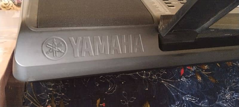 Yamaha 8