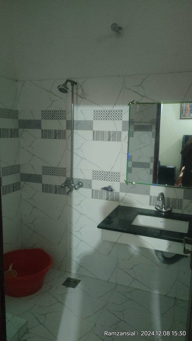 Flat For Rent In Johar Town Near PIFD School Near Expo 3