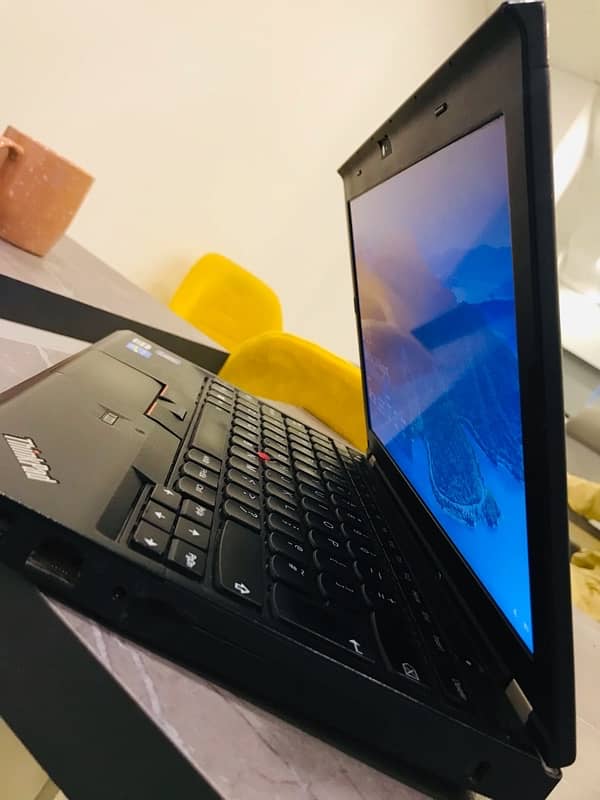 Lenovo ThinkPad x230i 4