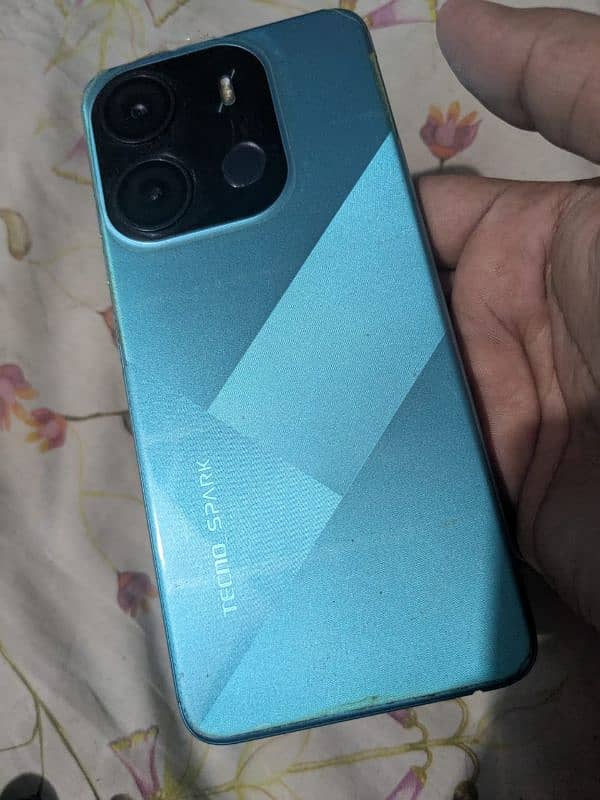 Tecno Spark Go 2023 4/64 Complete Box 0