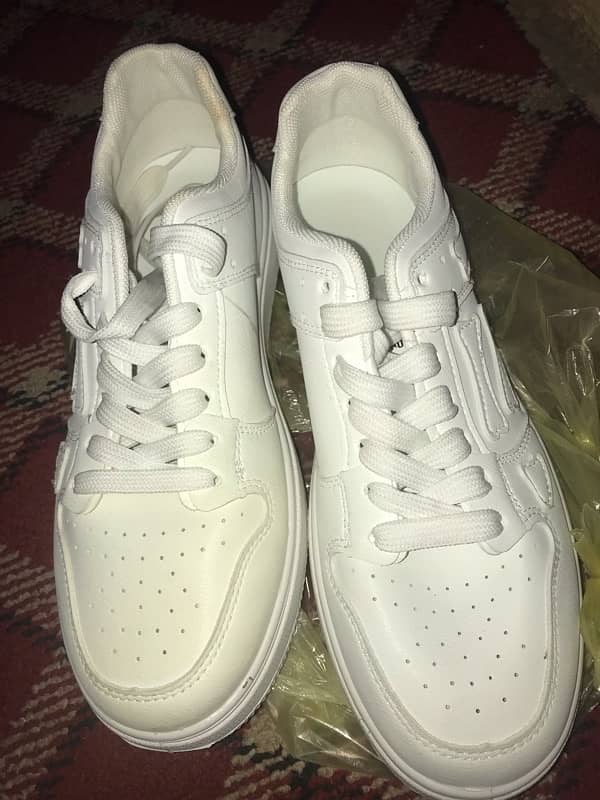 Brand new sneakers for Sale 1