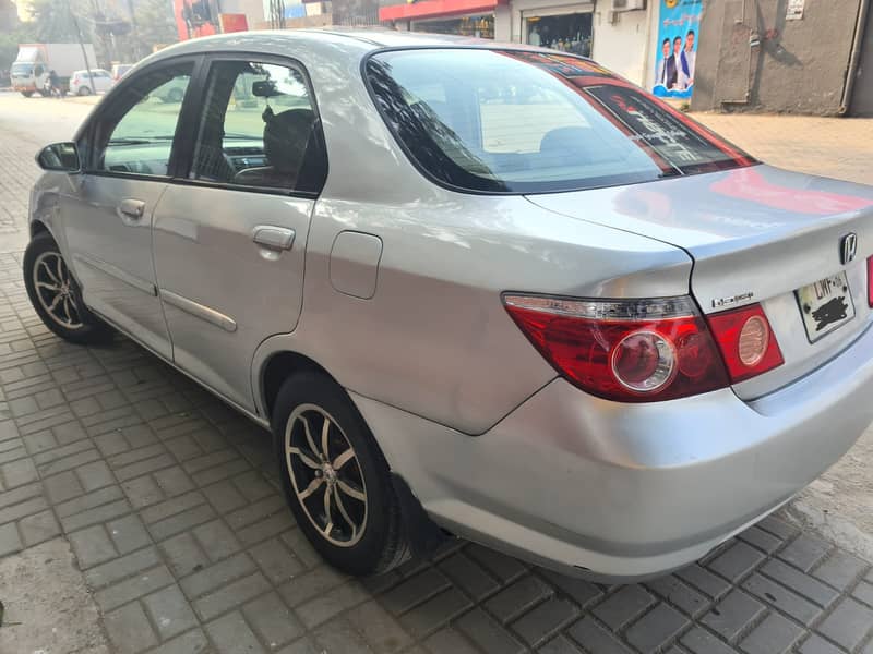 Honda City IDSI 2006 original document 2st owner 3