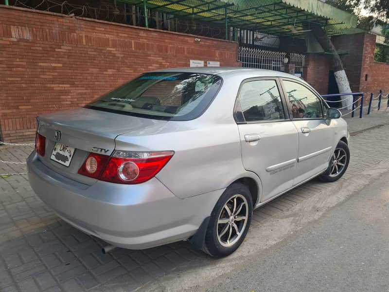 Honda City IDSI 2006 original document 2st owner 5