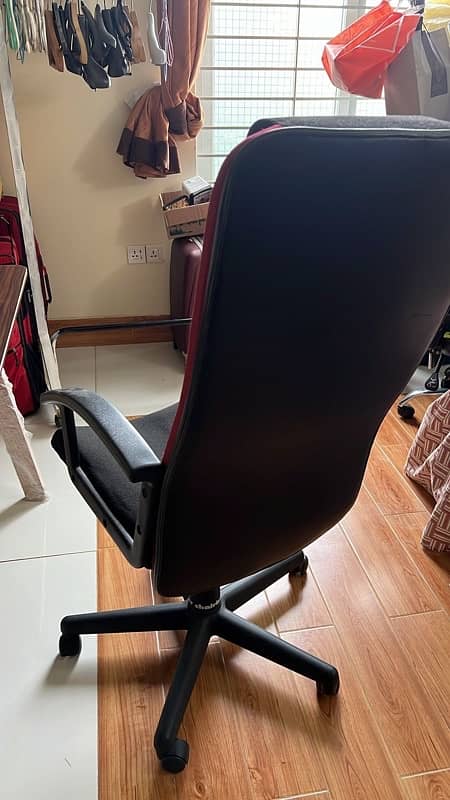 Office chair 11