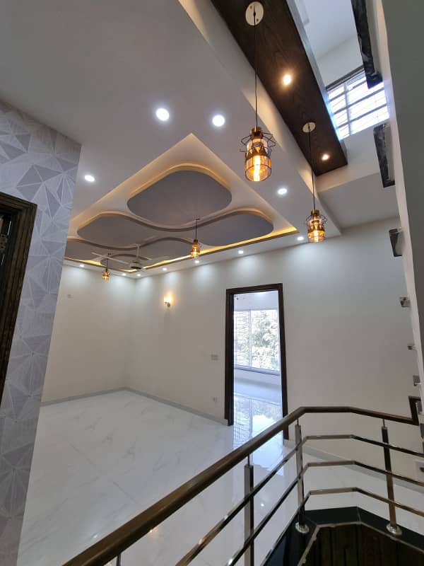 5 MARLA BRAND NEW HOUSE IS AVAILABLE FOR SALE IN VALENCIA HOUSING SOCIETY LAHORE 3