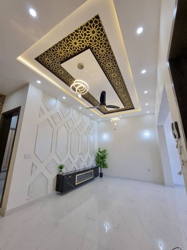 5 MARLA BRAND NEW HOUSE IS AVAILABLE FOR SALE IN VALENCIA HOUSING SOCIETY LAHORE 13