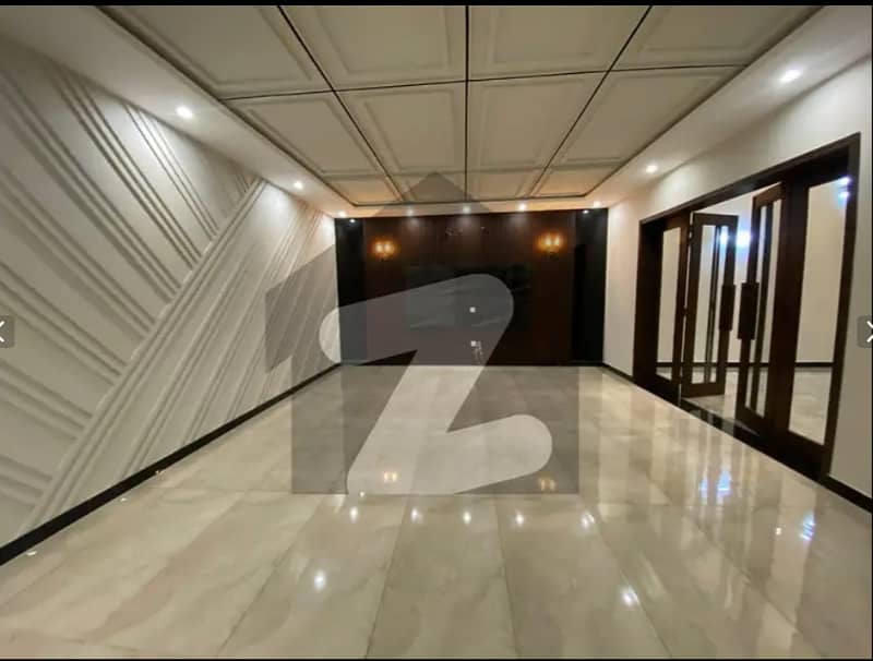 1 KANAL HOUSE IS AVAILABLE FOR SALE IN VALENCIA TOWN LAHORE 1