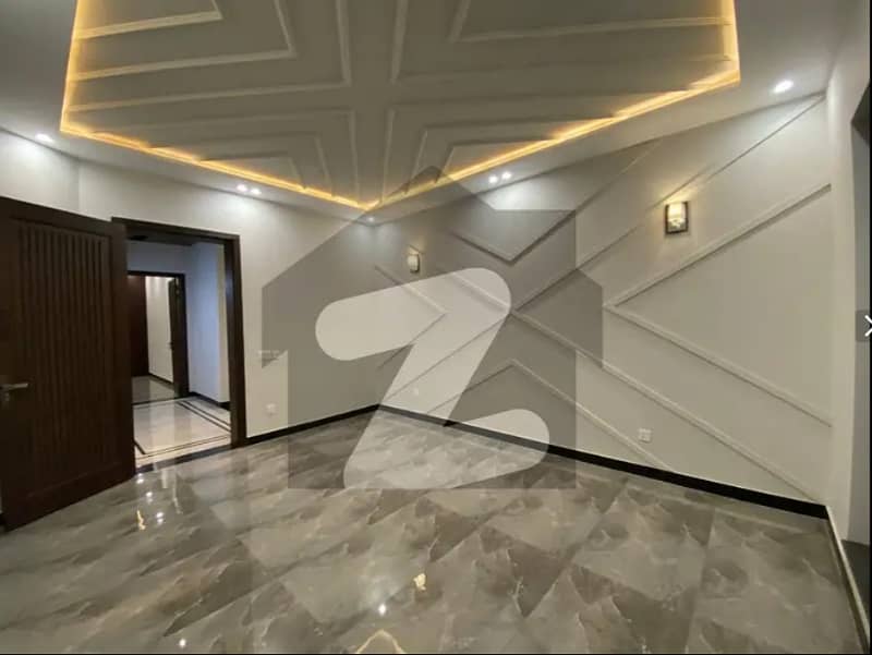 1 KANAL HOUSE IS AVAILABLE FOR SALE IN VALENCIA TOWN LAHORE 9