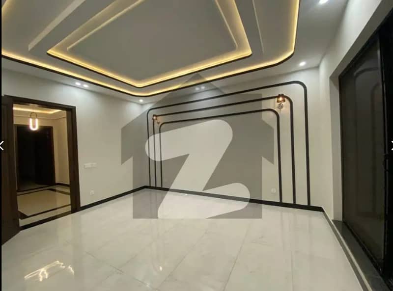 1 KANAL HOUSE IS AVAILABLE FOR SALE IN VALENCIA TOWN LAHORE 24