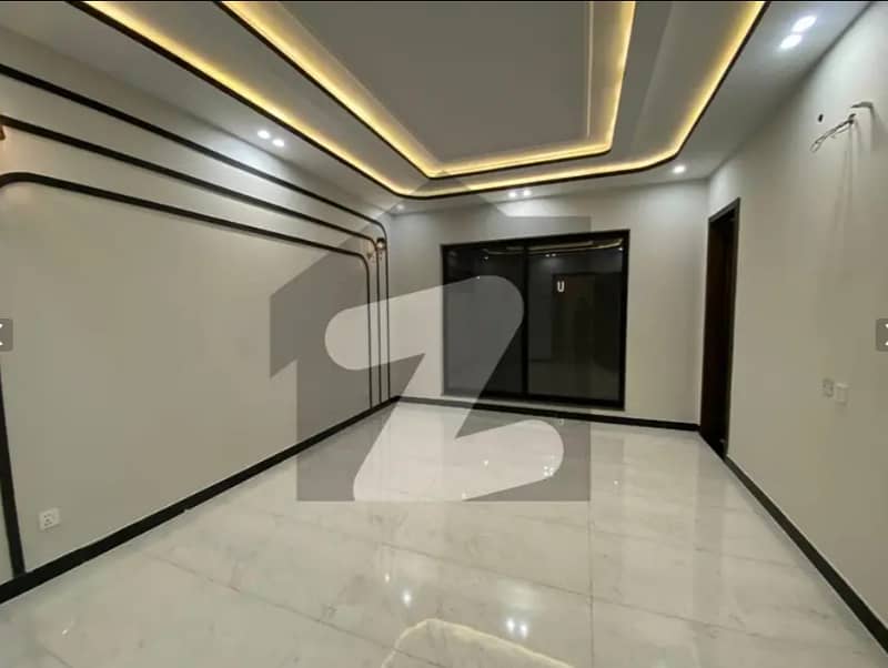 1 KANAL HOUSE IS AVAILABLE FOR SALE IN VALENCIA TOWN LAHORE 26