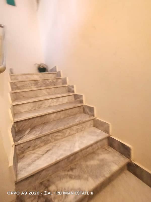 10 MARLA HOUSE IS AVAILABLE FOR SALE IN VALENCIA HOUSING SOCIETY LAHORE 10