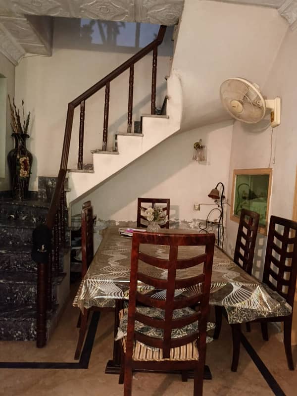 5 Marla House Available For Sale in Wapda Town 8