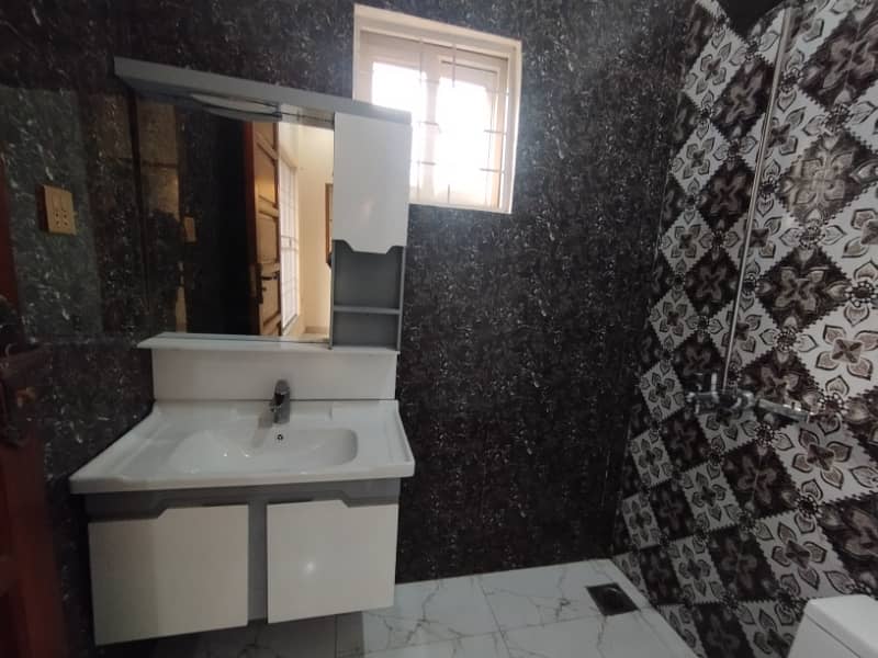 8 Marla Brand New House Available For Sale In DHA 11 Phase 1 20