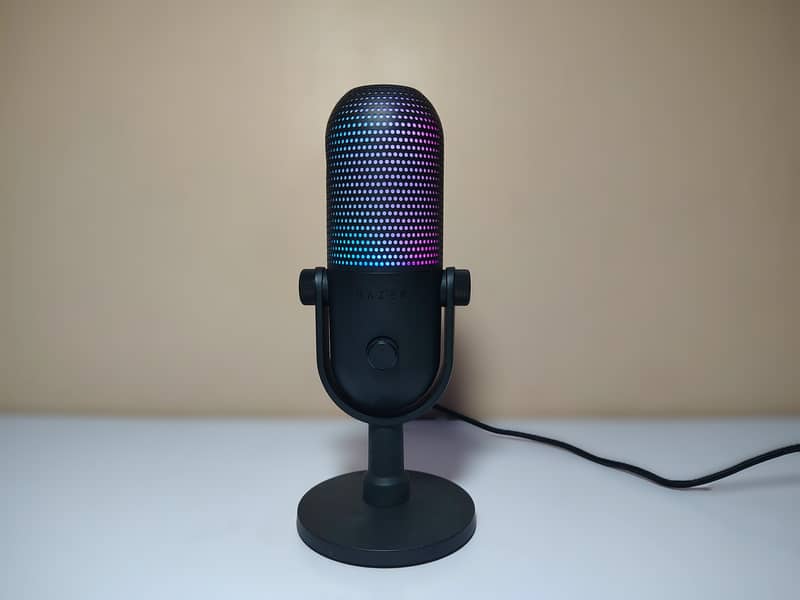 Razer Seiren Series Microphones Available 0