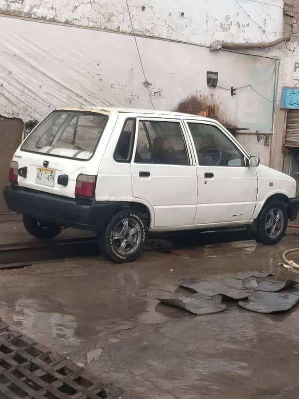 Driver ki zarorat hai ko imandar or mehenti ho . 0