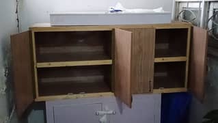 Kitchen Cabinet / Bartanon Wali Almaari For Sale