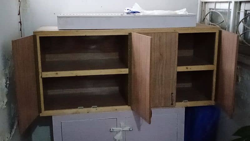 GEEAT OFFER Kitchen Cabinet / Bartanon Wali Almaari For Sale 0