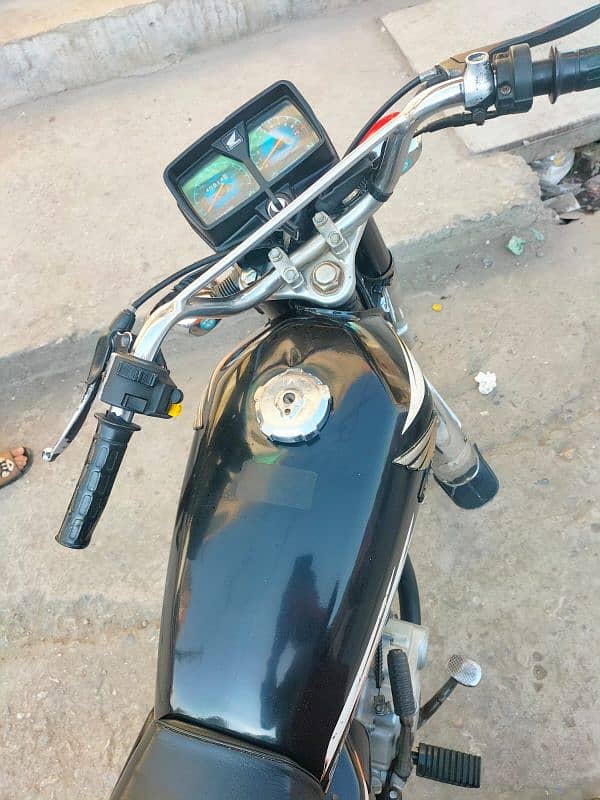 honda 2018 urgent for sale 4