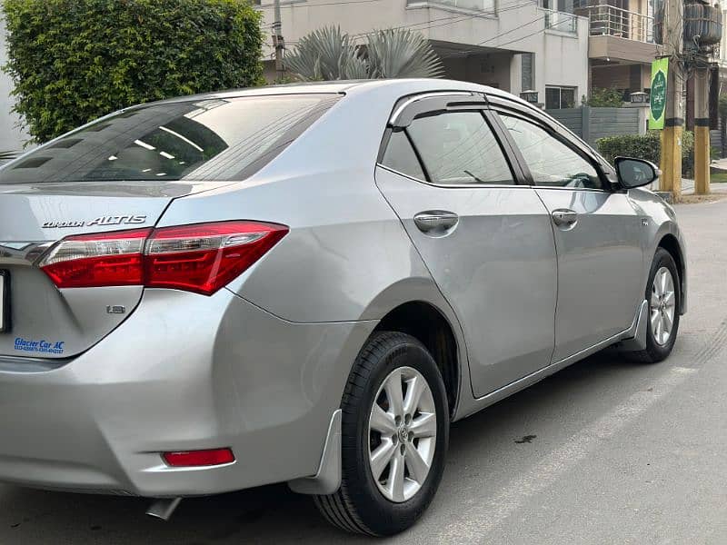 Toyota Corolla Altis 2015 7