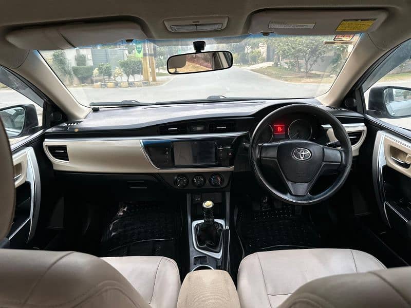 Toyota Corolla Altis 2015 8