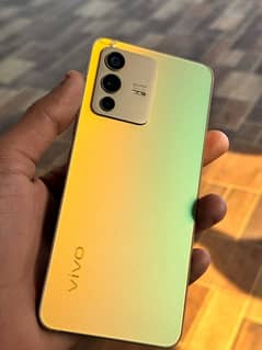 vivo V23