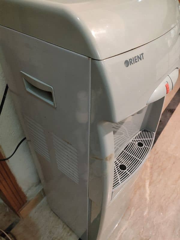 Orient Water Dispenser 3