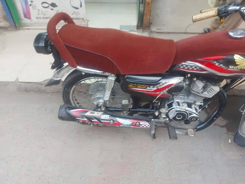 Honda CG125 2022 1